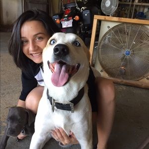 Meet your Posher, Kayla